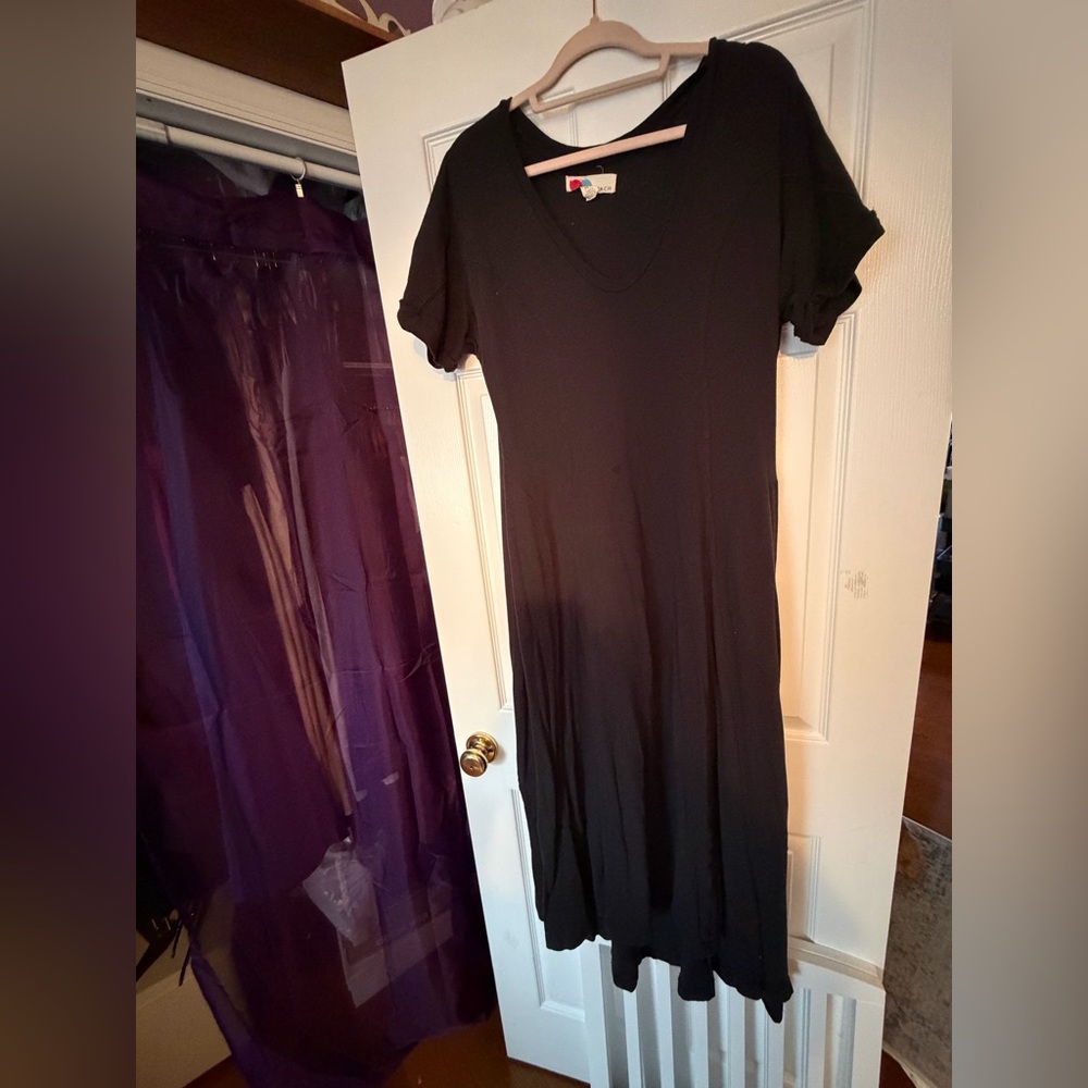 Free People beach Black V-Neck Short Sleeve Maxi Dress
